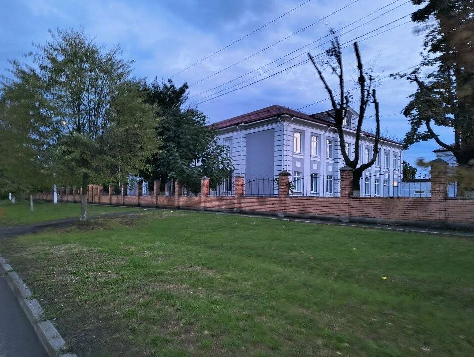 Фотографии школы.